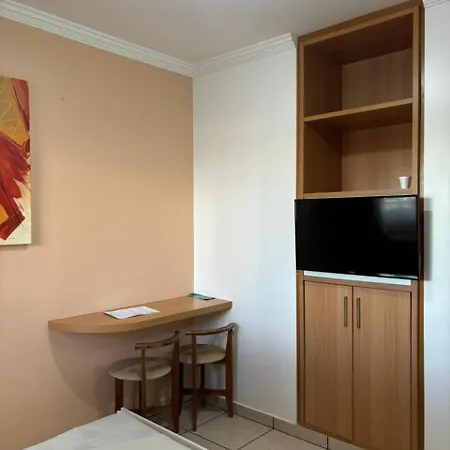 Apartamento Diroma Fiori Frente Para As Piscinas Caldas Novas Exterior photo